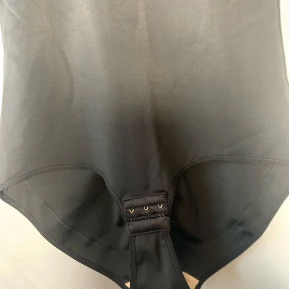 Black Shapewear Bodysuit - Picture 5 of 9